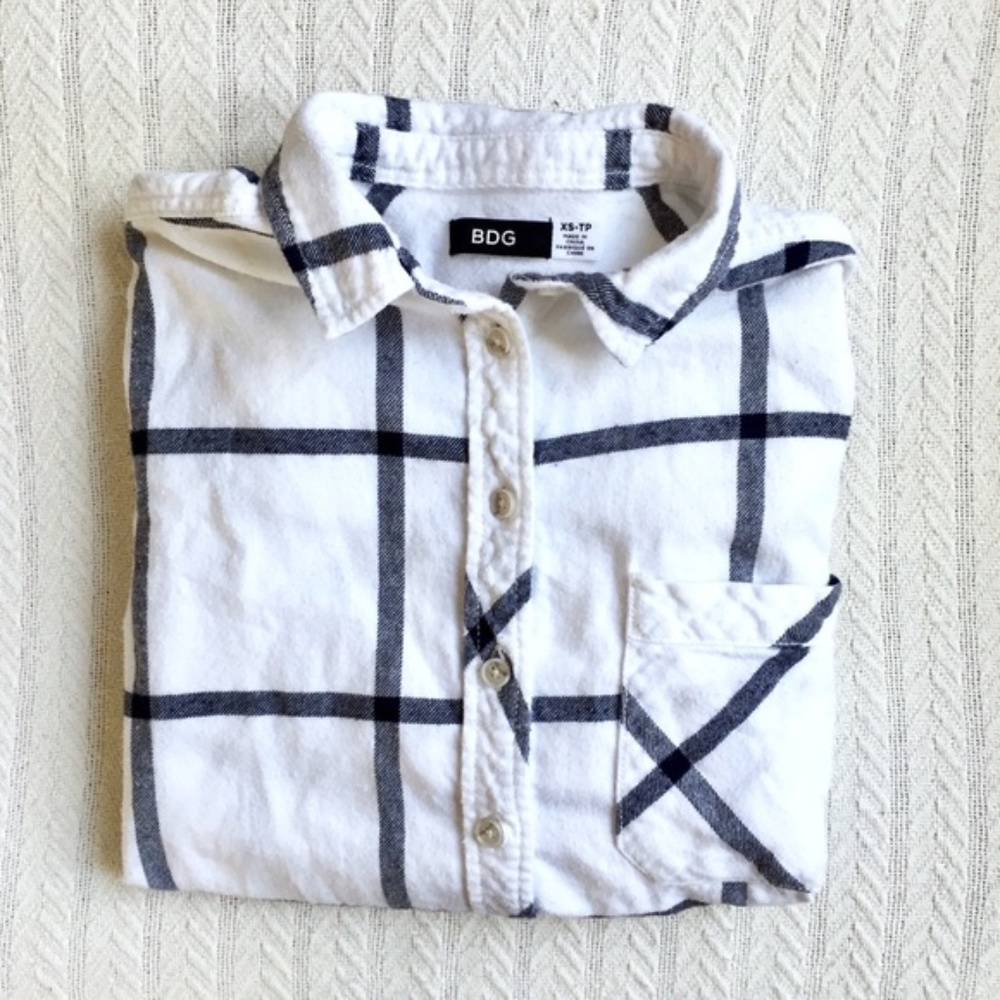 UO BDG White and Navy Plaid Flannel Button Down